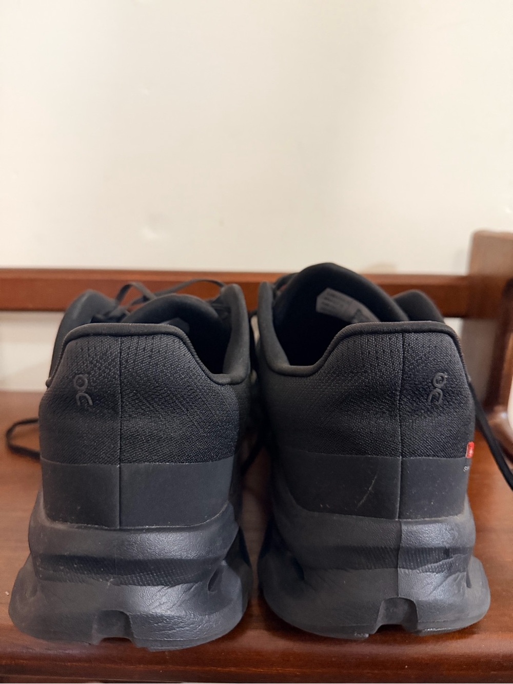 On Running Men's Black Athletic CloudTec Sneakers - Picture 4 of 6